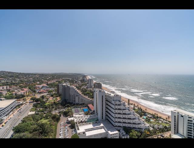 2 BEDROOM APARTMENT FOR SALE IN UMHLANGA CENTRAL